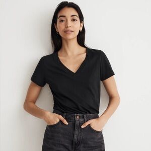 Madewell Black Whisper V-neck T-Shirt-S